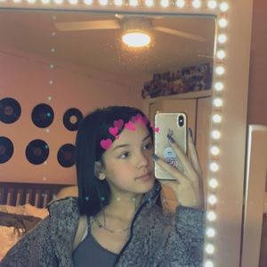 Meet your Posher, Hailey